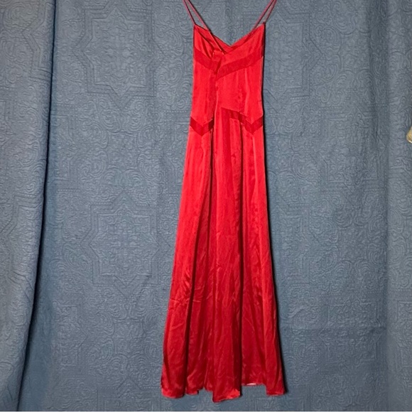 Laundry Size 0, Red Silk Slip Dress, crisscrossed straps, Chevron Ribbon Accent - Picture 8 of 10
